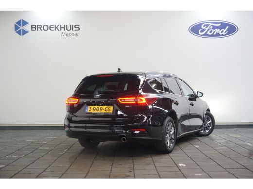 Ford Focus 1.0 EcoBoost Hybrid Titanium | Airco (automatisch) | Cruise control | DAB ontvanger ActivLease financial lease