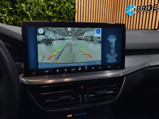 Ford Focus 1.0 EcoBoost Hybrid Titanium X | B&O audio | Camera | Stuur/stoelverwarming ActivLease financial lease