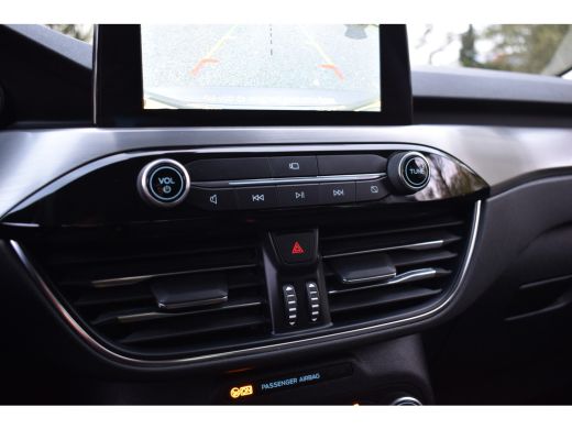 Ford Kuga 1.5 ECOBLUE 120PK AUT. TITANIUM HEAD-UP/NAVI/CAMERA ActivLease financial lease