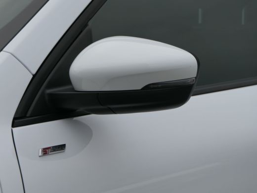 Ford Kuga 2.5 PHEV ST-Line | Winterpack | Camera | Privacy Glass | Navigatie | Cruise Control | CarPlay/And... ActivLease financial lease