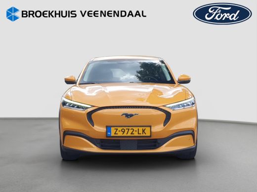 Ford Mustang Mach-E Mach-E Extended RWD 98 kWh | Camera | Adap. Cruise | Carplay | Stoelverwarming | Achteruitrijcame... ActivLease financial lease