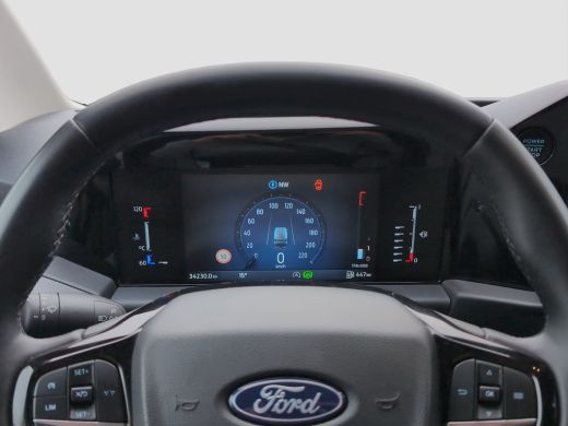 Ford Transit Custom 320 2.0 TDCI L2H1 Limited | BPM Vrij | Trekhaak | Stoelverwarming | Camera | Cruise Control | Ach... ActivLease financial lease