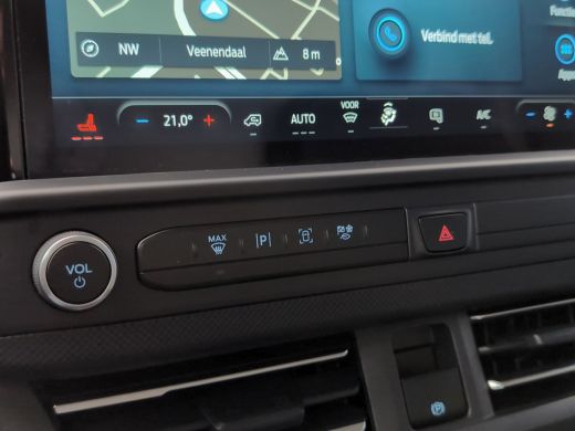 Ford Transit Custom 320 2.0 TDCI L2H1 Limited | BPM Vrij | Trekhaak | Stoelverwarming | Camera | Cruise Control | Ach... ActivLease financial lease