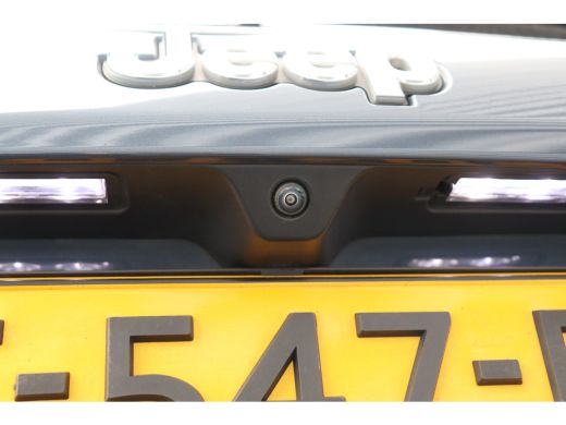 Jeep Compass 1.5T e-HYBRID 130PK LIMITED AUTOMAAT / NAVI / LEDER / CLIMA / FULL-LED / CAMERA / 19" LMV / KEYLE... ActivLease financial lease