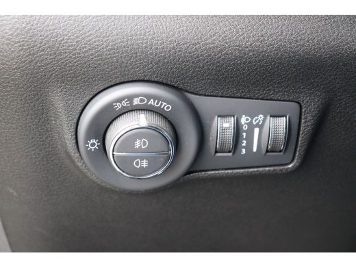 Jeep Compass 1.5T e-HYBRID 130PK LIMITED AUTOMAAT / NAVI / LEDER / CLIMA / FULL-LED / CAMERA / 19" LMV / KEYLE... ActivLease financial lease