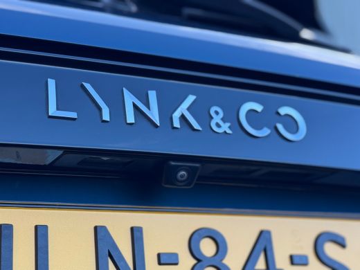 Lynk & Co 01 - 1.5 262PK PHEV | Infinity Audio | Originele Trekhaak | 360&deg; Camera | Panoramadak | Adaptieve Cr... ActivLease financial lease