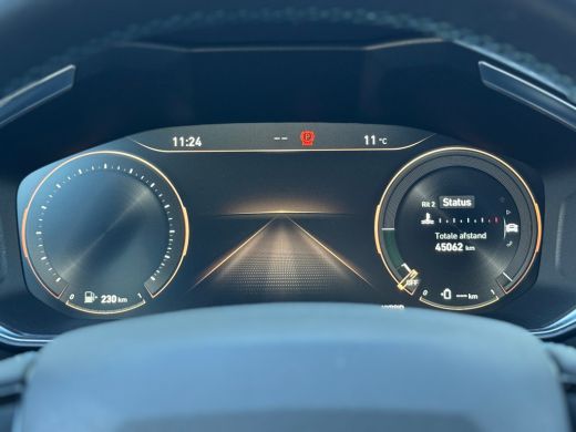 Lynk & Co 01 - 1.5 262PK PHEV | Infinity Audio | Originele Trekhaak | 360&deg; Camera | Panoramadak | Adaptieve Cr... ActivLease financial lease