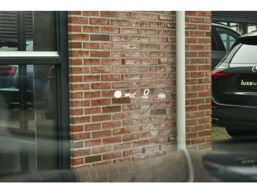 Mercedes-Benz C-Klasse Estate 300 e AMG Line Pano Trekh Distr Memory+Ventilatie HUD 360 Night ActivLease financial lease