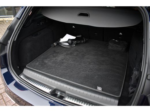 Mercedes-Benz C-Klasse Estate 300 e AMG Line Pano Trekh Distr Memory+Ventilatie HUD 360 Night ActivLease financial lease