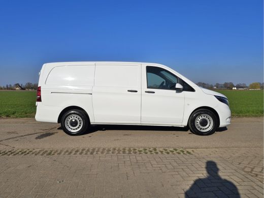 Mercedes-Benz Vito 116 CDI L2 H1 - 160 Pk - Euro 6 - AUTOMAAT - ParkeerCamera - Airco - Cruise Control ActivLease financial lease