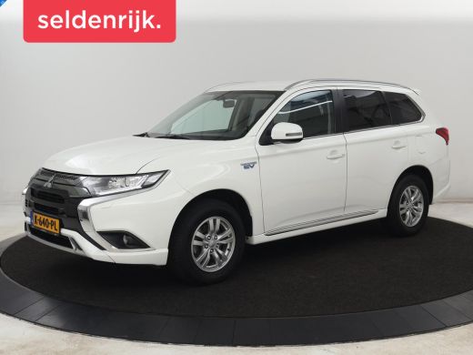 Mitsubishi Outlander 2.4 PHEV Pure | Stoelverwarming | Trekhaak | Camera | Carplay | Keyless | DAB | Cruise control | ...