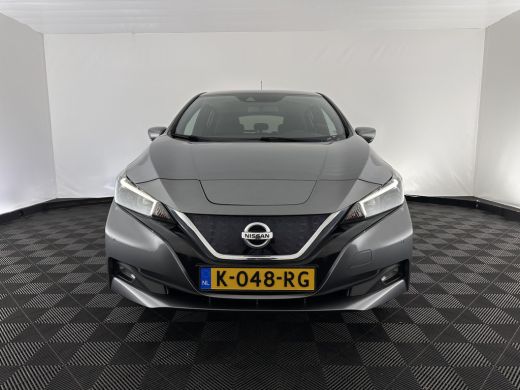 Nissan Leaf N-Connecta 40 kWh {SOH-90%} Aut. *HEAT-PUMP | ADAPTIVE-CRUISE | NAVI-FULLMAP | TOPVIEW | KEYLESS ... ActivLease financial lease