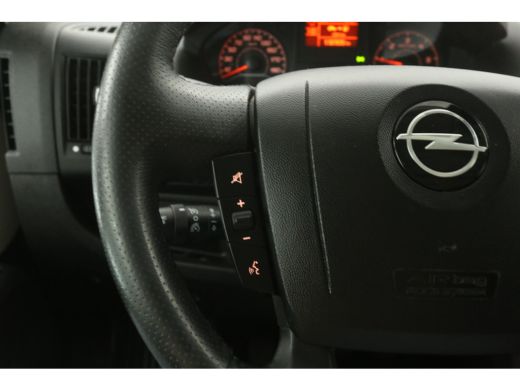 Opel Movano 2.2 HDI 140PK L3H2 | Airco | Cruise | Camera | Carplay | 3 Zits | Navi | Parkeersens. ActivLease financial lease