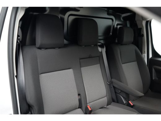 Opel Vivaro 2.0D L3H1 145PK Automaat Betimmering | Stuurverwarming | Airco | Achteruitrijcamera | Apple carpl... ActivLease financial lease