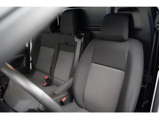 Opel Vivaro 2.0D L3H1 145PK Automaat Betimmering | Stuurverwarming | Airco | Achteruitrijcamera | Apple carpl... ActivLease financial lease