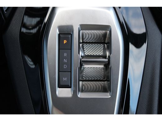 Peugeot 2008 1.2 HYBRID 136PK ACTIVE AUTOMAAT / NAVI / CLIMA / LED / PDC / CRUISECONTROL / 1E EIGENAAR / NIEUW... ActivLease financial lease