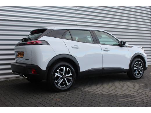 Peugeot 2008 1.2 HYBRID 136PK ACTIVE AUTOMAAT / NAVI / CLIMA / LED / PDC / CRUISECONTROL / 1E EIGENAAR / NIEUW... ActivLease financial lease