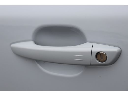 Peugeot 2008 1.2 PURETECH 130PK GT PACK AUTOMAAT / NAVI / LEDER / CLIMA / LED / PDC / 17" LMV / KEYLESS / ALCA... ActivLease financial lease