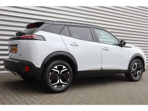 Peugeot 2008 1.2 PURETECH 130PK GT PACK AUTOMAAT / NAVI / LEDER / CLIMA / LED / PDC / 17" LMV / KEYLESS / ALCA... ActivLease financial lease