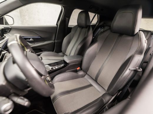 Peugeot 2008 1.2 PureTech GT Line 131Pk (VIRTUAL COCKPIT, APPLE CARPLAY, GROOT NAVI, 360 CAMERA, LEDER, STOELV... ActivLease financial lease