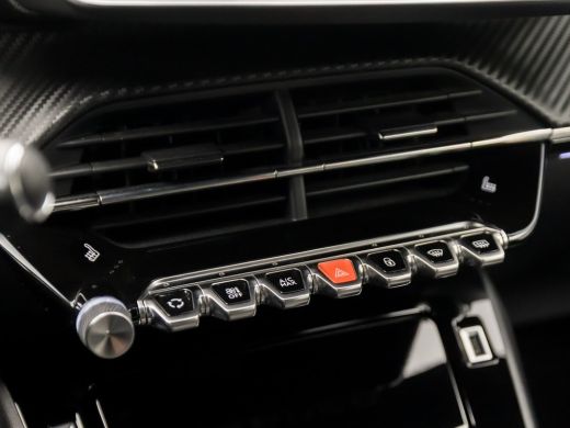 Peugeot 2008 1.2 PureTech GT Line 131Pk (VIRTUAL COCKPIT, APPLE CARPLAY, GROOT NAVI, 360 CAMERA, LEDER, STOELV... ActivLease financial lease