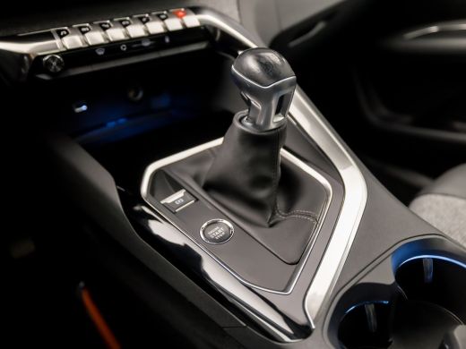 Peugeot 3008 1.2 PureTech Allure Sport 131Pk (PANORAMADAK, APPLE CARPLAY, GROOT NAVI, 360 CAMERA, KEYLESS, LED... ActivLease financial lease