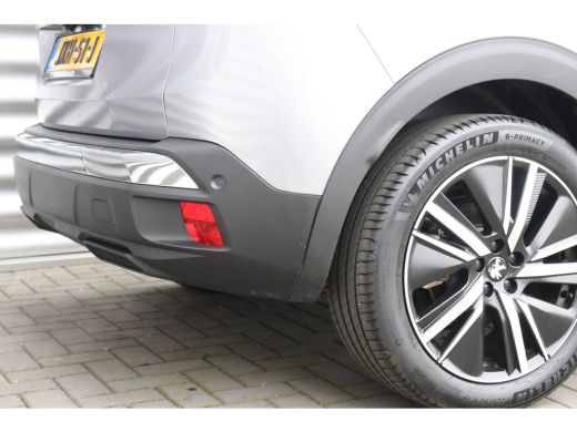 Peugeot 3008 1.6 HYBRID 225PK ALLURE PACK BUSINESS AUTOMAAT / NAVI / LEDER / CLIMA / PDC / 19" LMV / CAMERA / ... ActivLease financial lease