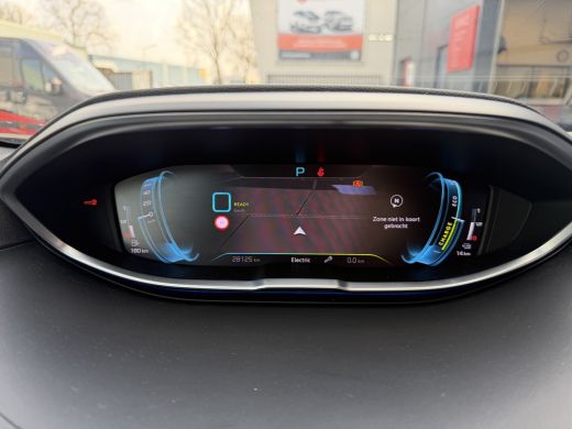 Peugeot 3008 225pk HYbrid Allure Pack (Camera - Keyless Entry - LED - 19"- Adaptieve Cruise Controle - Automat... ActivLease financial lease