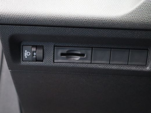Peugeot 408 1.2 Hybrid 145 e-DCS6 Allure | Apple Carplay/Android Auto|telefoonintegratie premium | Armsteun v... ActivLease financial lease