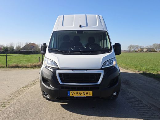 Peugeot Boxer 435 2.2 BlueHDi L4H3 - 165 Pk - Euro 6 - ParkeerCamera - Airco - Cruise Control ActivLease financial lease