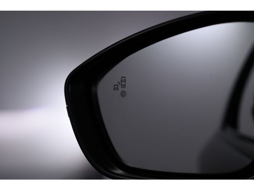 Peugeot e-208 EV GT 350 50 kWh | SOH 91% | Panoramdak | 1e Eigenaar! | Navigatie | Camera | Adaptive Cruise | S... ActivLease financial lease