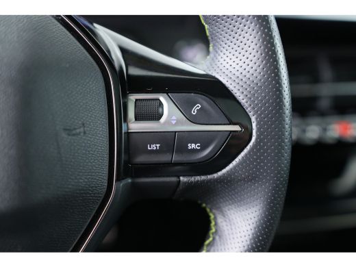 Peugeot e-208 EV GT 350 50 kWh | SOH 91% | Panoramdak | 1e Eigenaar! | Navigatie | Camera | Adaptive Cruise | S... ActivLease financial lease