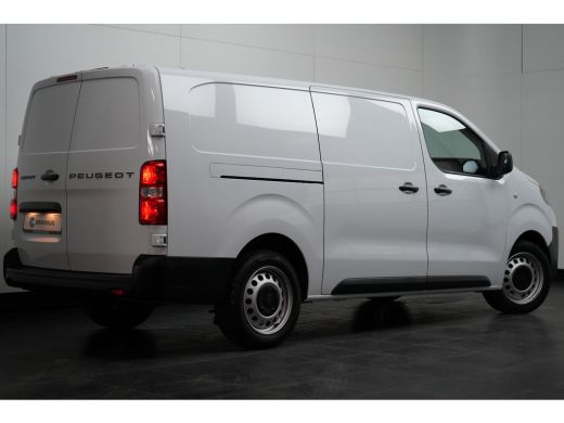 Peugeot Expert 2.0D L3H1 145PK Automaat Betimmering | Cruise control | Achteruitrijcamera | Apple carplay & andr... ActivLease financial lease