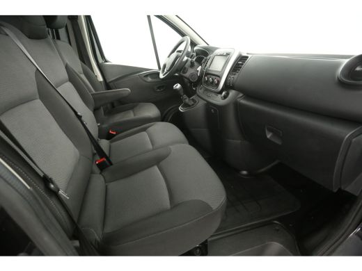 Renault Trafic 2.0 dCi L1H1 | Airco | Cruise | Camera | Carplay | 3 Zits | Navi | Trekhaak ActivLease financial lease