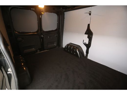 Renault Trafic 2.0 dCi L1H1 | Airco | Cruise | Camera | Carplay | 3 Zits | Navi | Trekhaak ActivLease financial lease