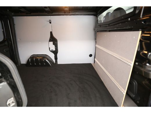 Renault Trafic 2.0 dCi L1H1 | Airco | Cruise | Camera | Carplay | 3 Zits | Navi | Trekhaak ActivLease financial lease