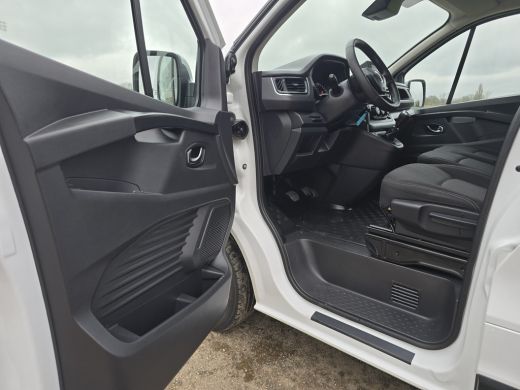 Renault Trafic 2.0 dCi L2 H1 - 130 Pk - Euro 6 - Apple Carplay Android Auto - ParkeerCamera ActivLease financial lease