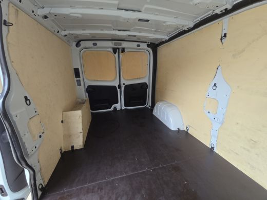 Renault Trafic 2.0 dCi L2 H1 - 130 Pk - Euro 6 - Apple Carplay Android Auto - ParkeerCamera ActivLease financial lease