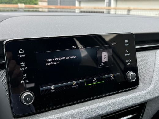 Skoda Kamiq 1.0 TSI 110pk DSG Selection | Carplay | Parkeersensoren | Automaat ActivLease financial lease