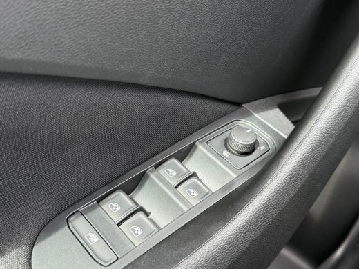 Skoda Kamiq 1.0 TSI 110pk DSG Selection | Carplay | Parkeersensoren | Automaat ActivLease financial lease