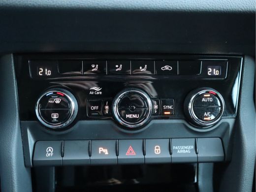 Skoda Karoq 1.0 TSI Business Edition Plus Navi / Camera / Carplay / LED ActivLease financial lease