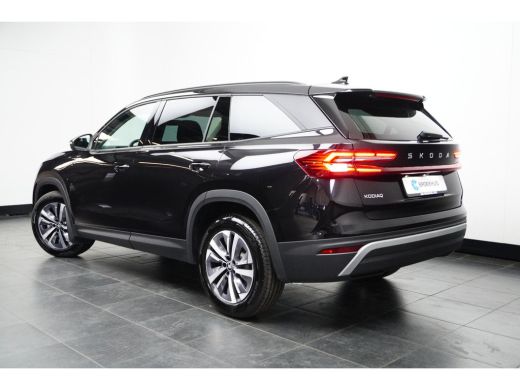 Skoda Kodiaq 1.5 TSI DSG MHEV Business Edition 7p. | 3e Zitrij | Trekhaak | Verlengde garantie | Camera achter... ActivLease financial lease