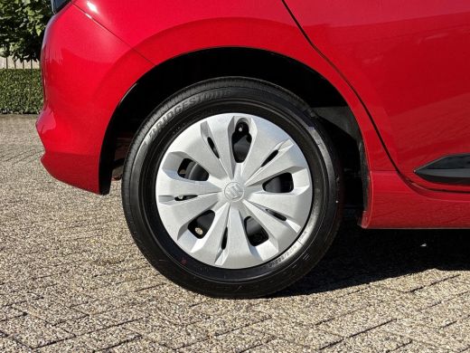 Suzuki Swift 1.2 Comfort Smart Hybrid | Nieuwe auto | Direct uit voorraad leverbaar | ActivLease financial lease