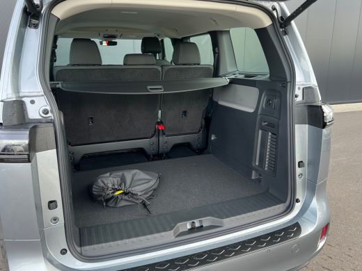 Volkswagen ID. Buzz Pure Limited Edition 59 kWh | Trekhaak | Adaptive Cruise | Open & Close Pakket | 4 Seizoenen Banden ActivLease financial lease