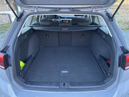 Volkswagen Passat Variant 1.5 TSI 150PK DSG BUSINESS CAMERA/ACC/NAVI ActivLease financial lease