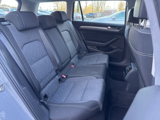 Volkswagen Passat Variant 1.5 TSI 150PK DSG BUSINESS CAMERA/ACC/NAVI ActivLease financial lease