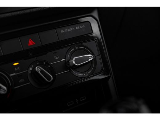 Volkswagen T-Cross 1.0 96PK TSI Life | Adaptive Cruise | Parkeersensoren | Airco | Apple Carplay / Android Auto ActivLease financial lease