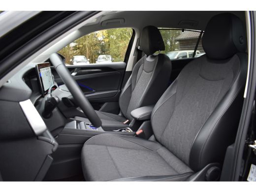 Volkswagen Tayron 1.5 eTSI 150PK DSG LIFE 7-PERSOONS/TREKHAAK/360CAMERA FABRIEKS GARANTIE ActivLease financial lease