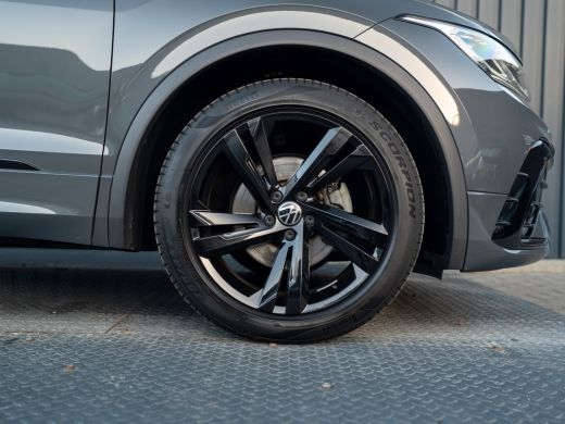 Volkswagen Tiguan 1.5 TSI R-Line Business+ | Keyless | Camera | Elk-A-klep | IQ light | Prijs Rijklaar!! ActivLease financial lease