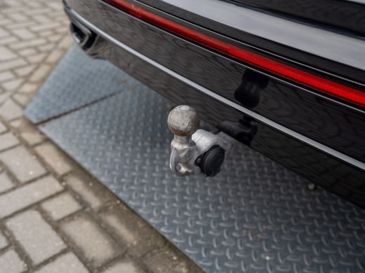 Volkswagen Tiguan 1.5 TSI R-Line Business+ | Trekhaak wegkl. | Elk. A-klep | Side Assist | 20'' | IQ Light | Prijs ... ActivLease financial lease